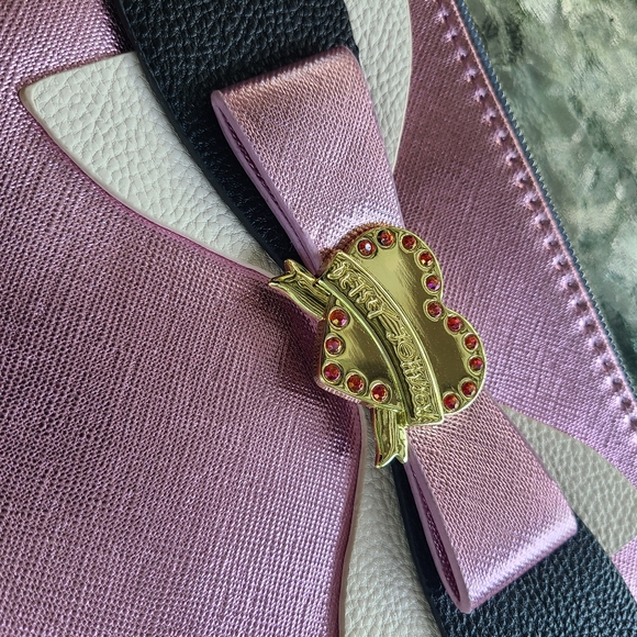 Betsey Johnson Saffiano Blush Metallic Bow Wristlet‎ Clutch Pouch zip bag - Picture 14 of 16